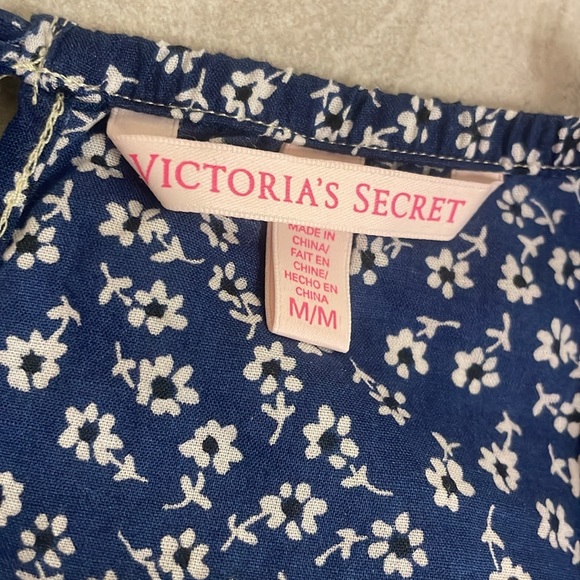 Women’s Size M Blue Floral Victoria’s Secret Matching Pajama Set - Picture 4 of 4